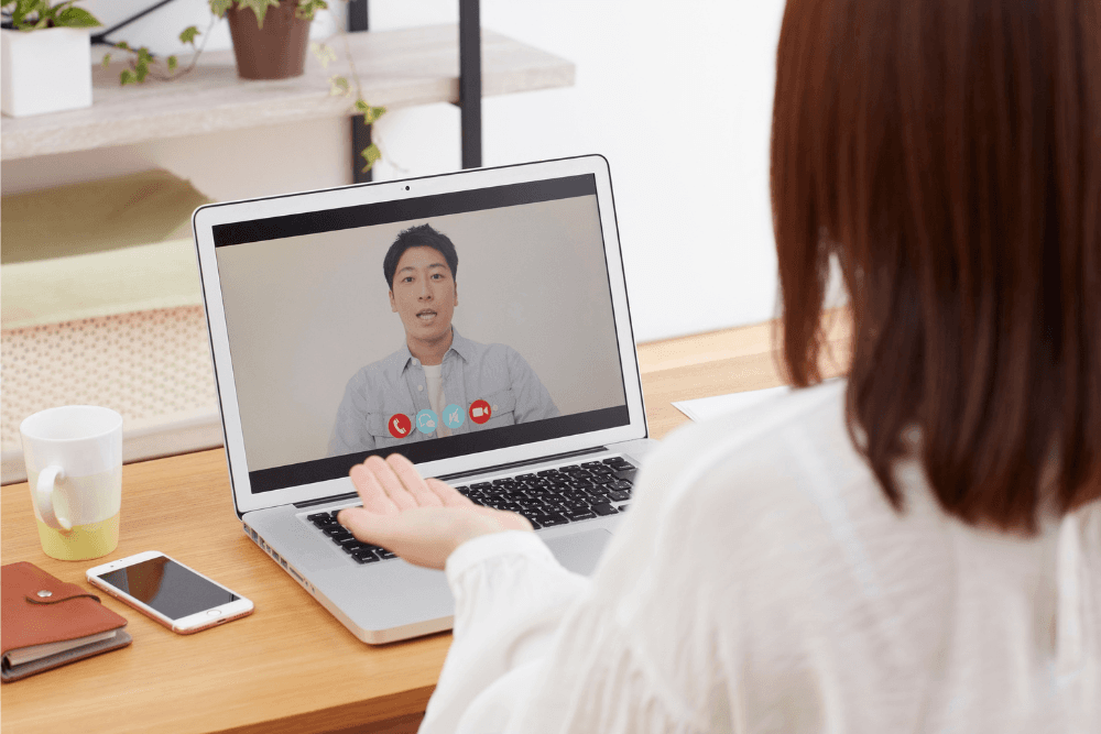 Emotional Intelligence Skills to Beat AI Interviews