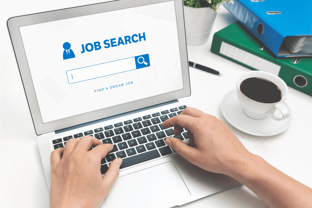 Best Time to Apply for Jobs: Why Sunday Night Gets 5X More Responses