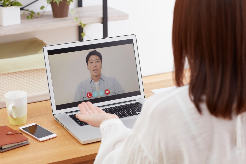 Beat AI Interviews: 5 Emotional Intelligence Skills 2025
